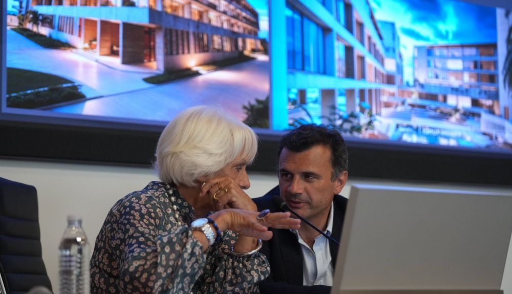 Hotel Puerto América Cádiz   narcolanchas en Cádiz  narcolanchas en Cádiz  Narcolanchas en Cádiz   Comandancia  2086