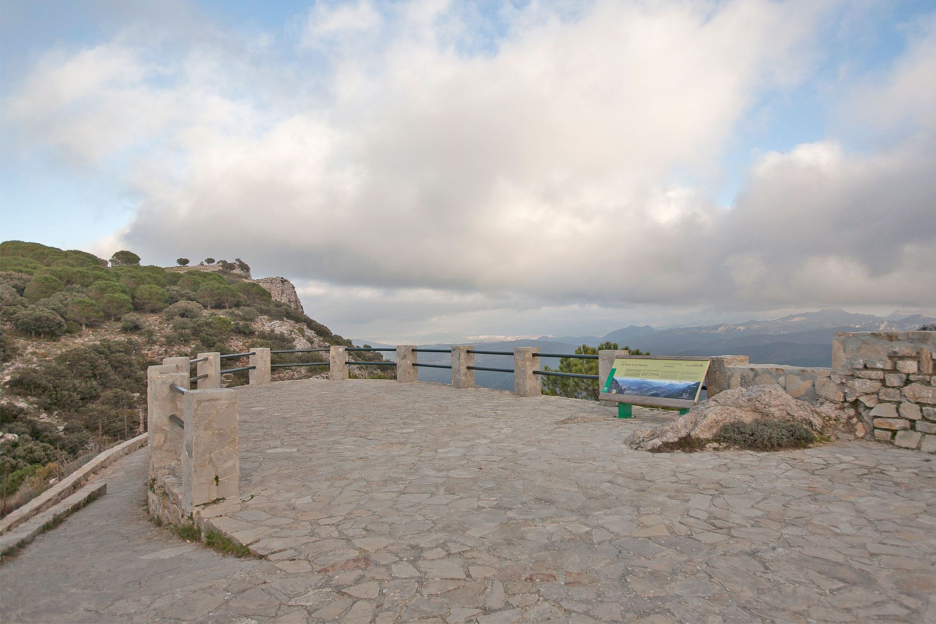 El puerto de las Palomas, que se encuentra en la carretera en la que se ha producido el accidente. El puerto de las Palomas, que se encuentra en la carretera en la que se ha producido el accidente.
