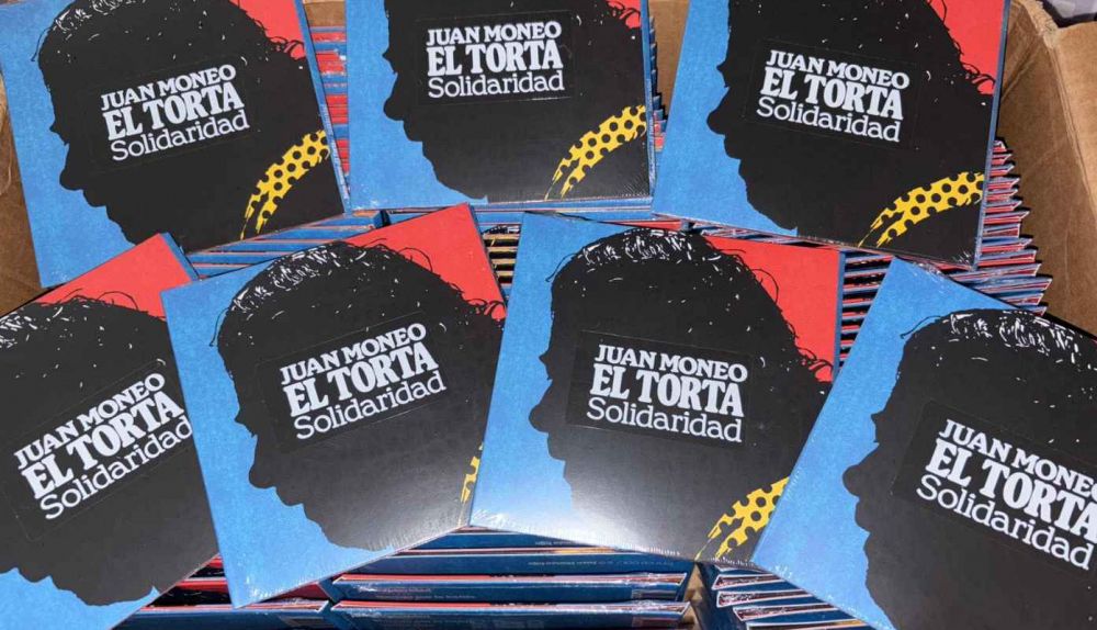 Los discos de vinilo de El Torta que están a la venta.