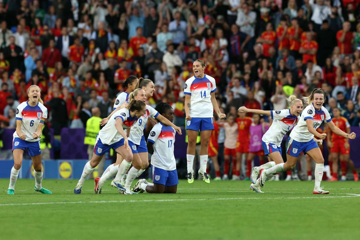 El momento de la victoria de Inglaterra en penaltis.