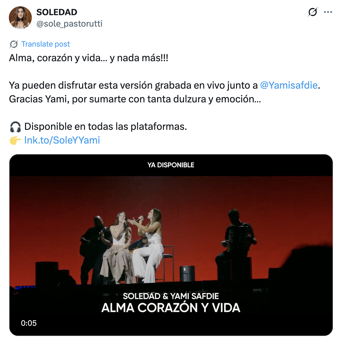 Soledad Pastorutti defiende a Yamie Safdie.