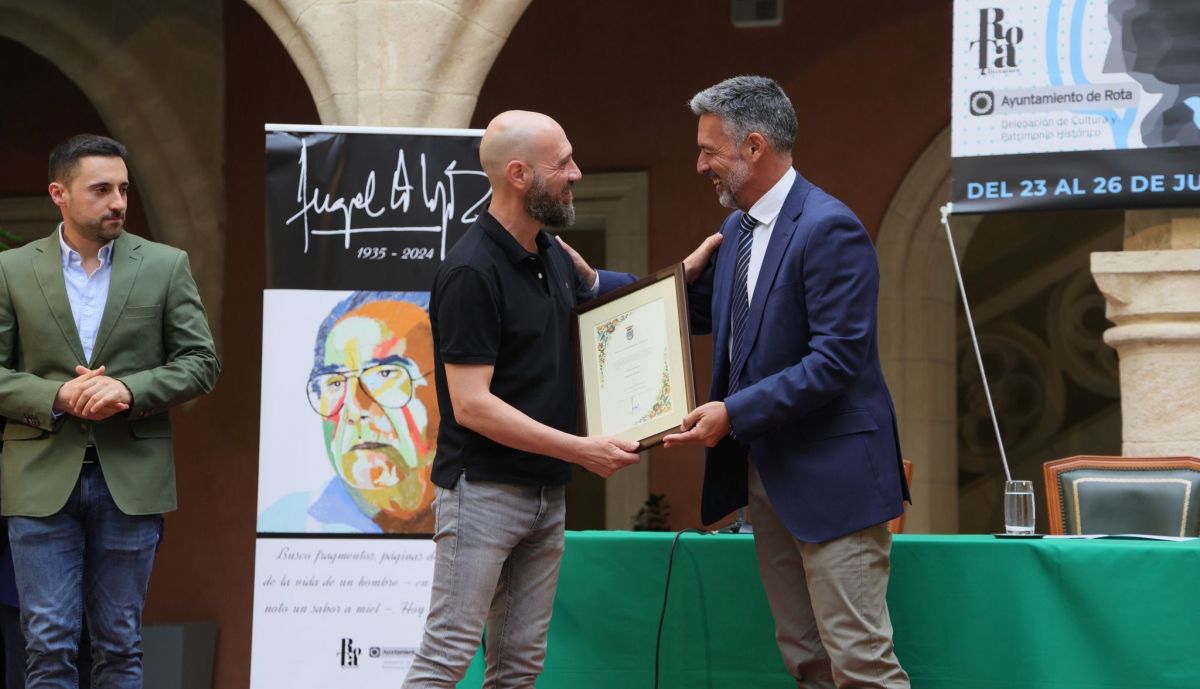 Entrega premio angel garcia lopez