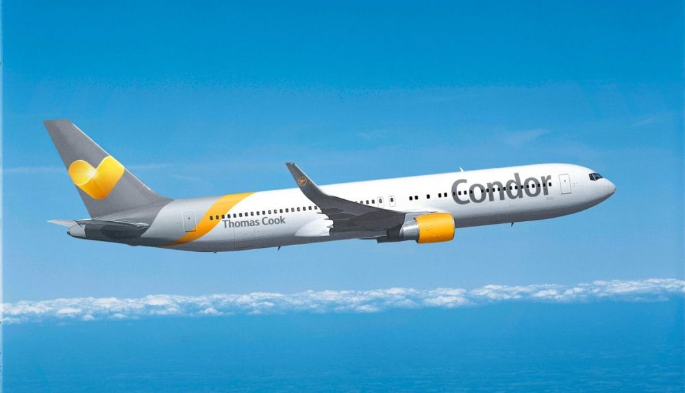 Un avión de la aerolínea Condor.