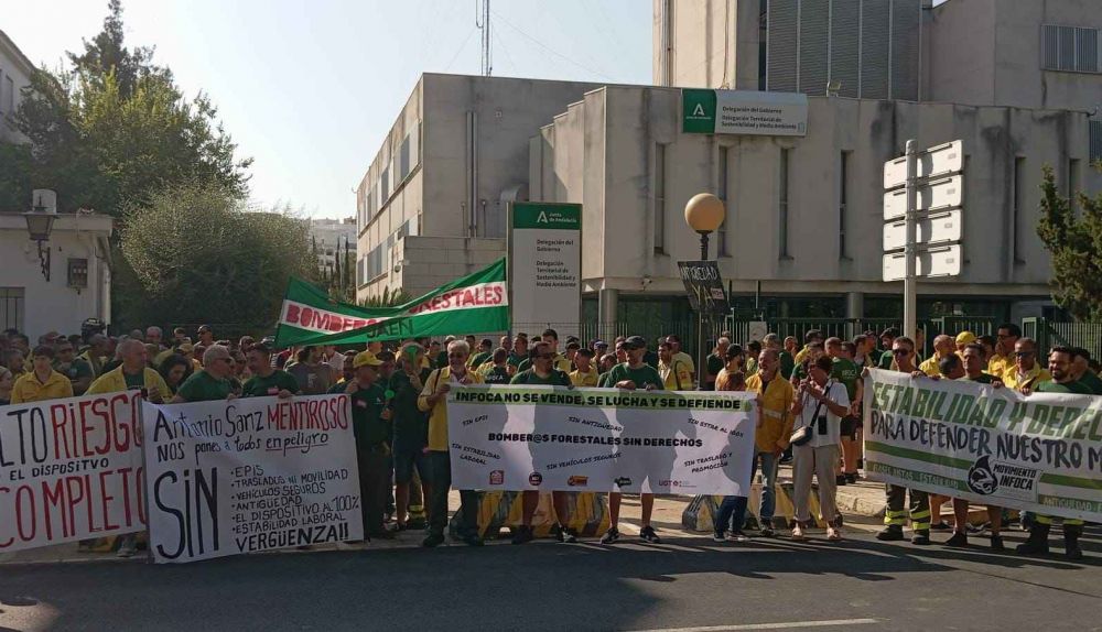 Otra imagen de la protesta llevada a cabo en Huelva.