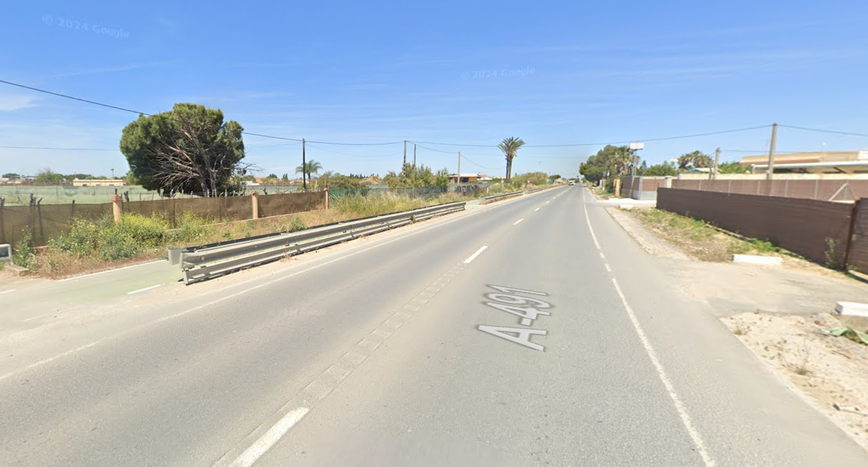 Carretera de Chipiona donde ha fallecido un motorista.