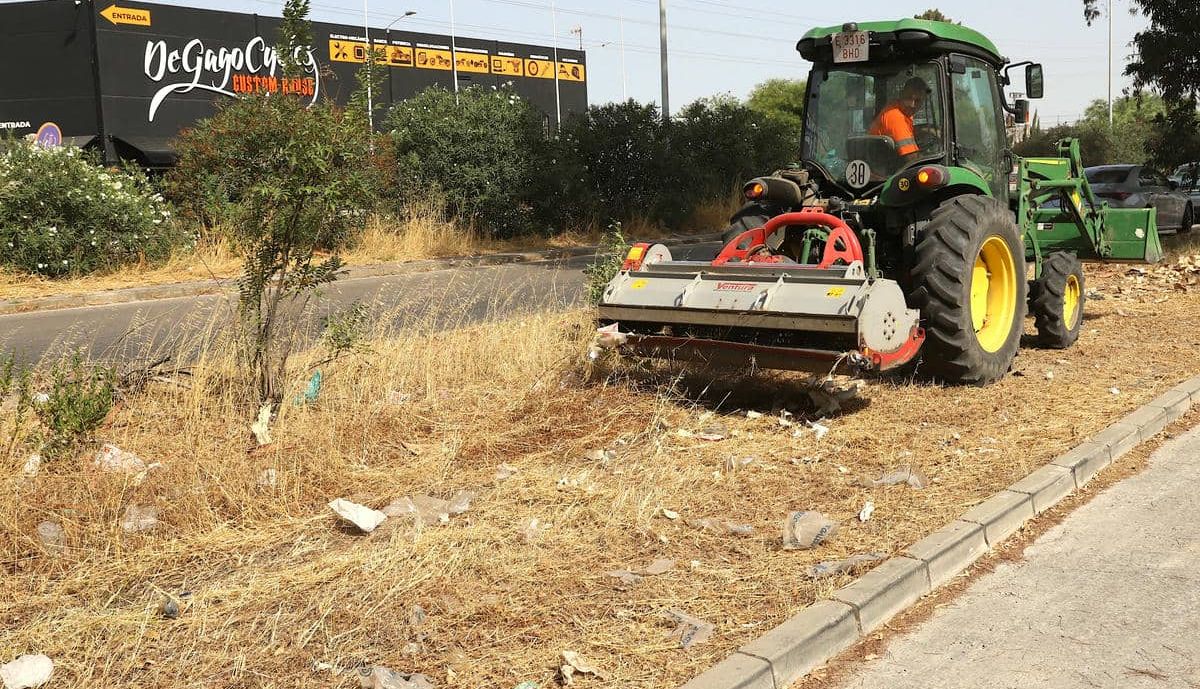 Maquinaria para el desbroce.