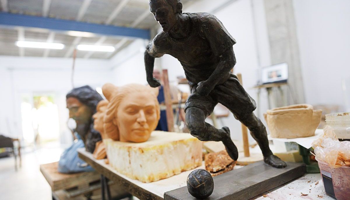 NINO Escultor los Palacios  07