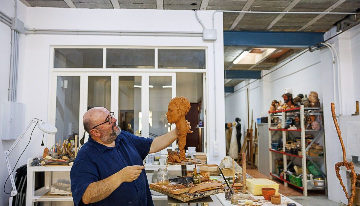 NINO Escultor los Palacios  19