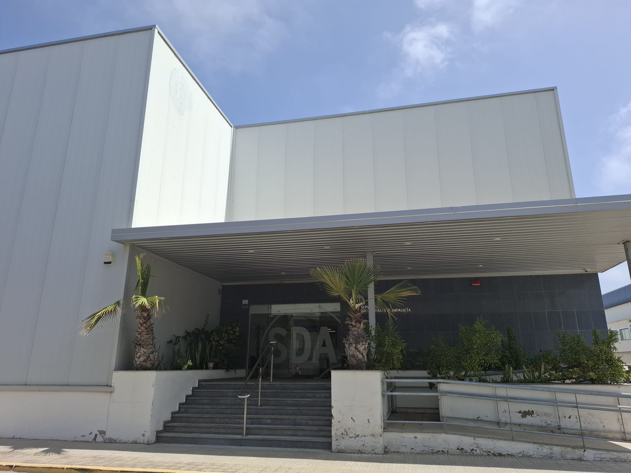 Edificio de Servicios Documentales de Andalucía en la Zona Franca. 