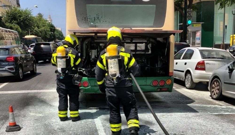  incendio autobus cadiz 2