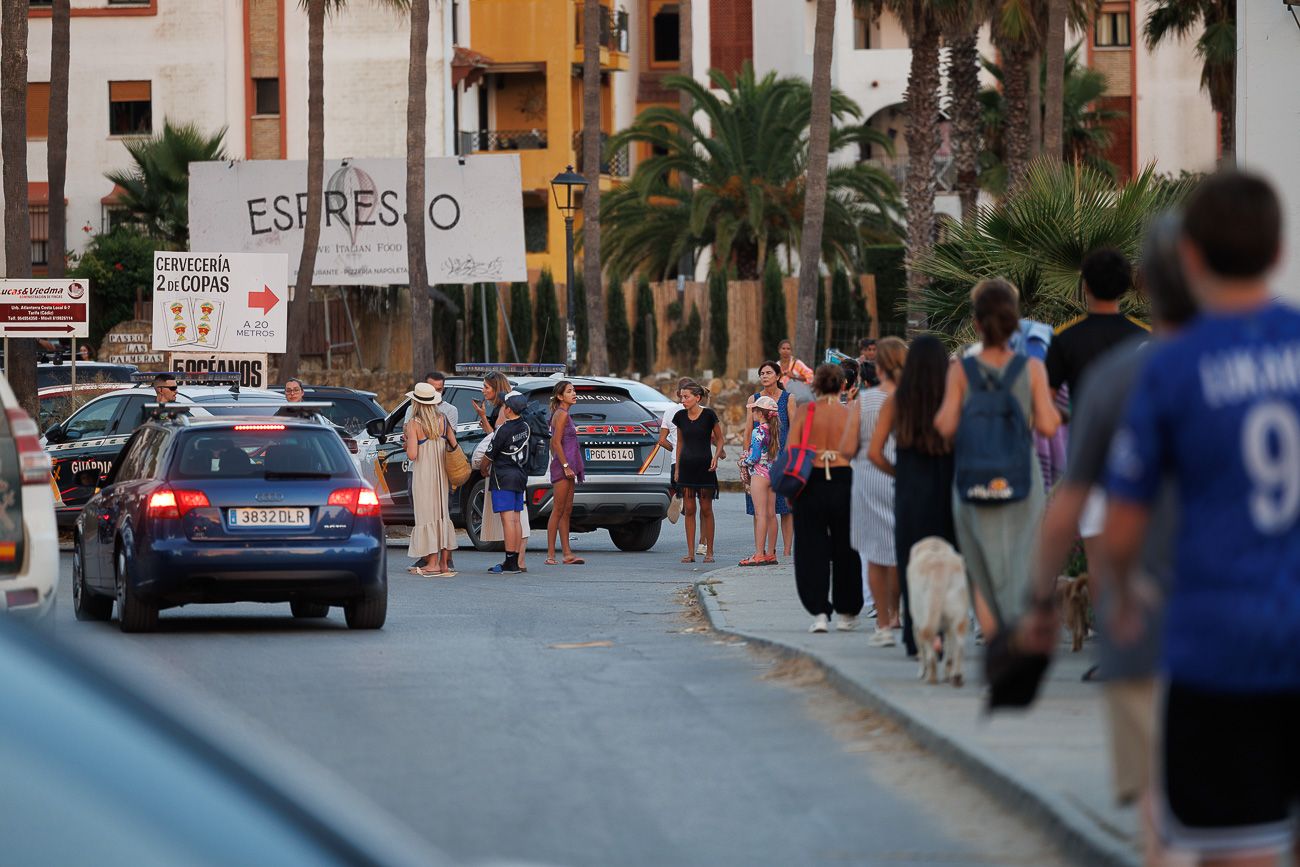 Vecinos que no pueden volver a sus casas 