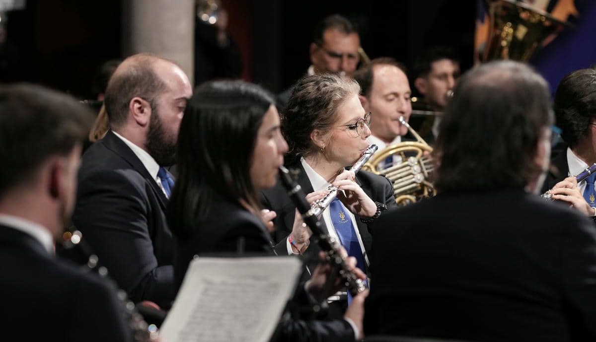 María del Mar, con su flauta travesera.