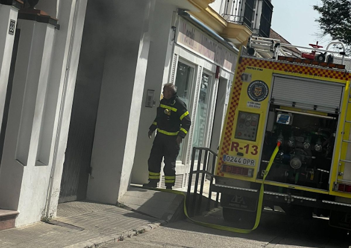 Intervención de los bomberos en Ubrique.