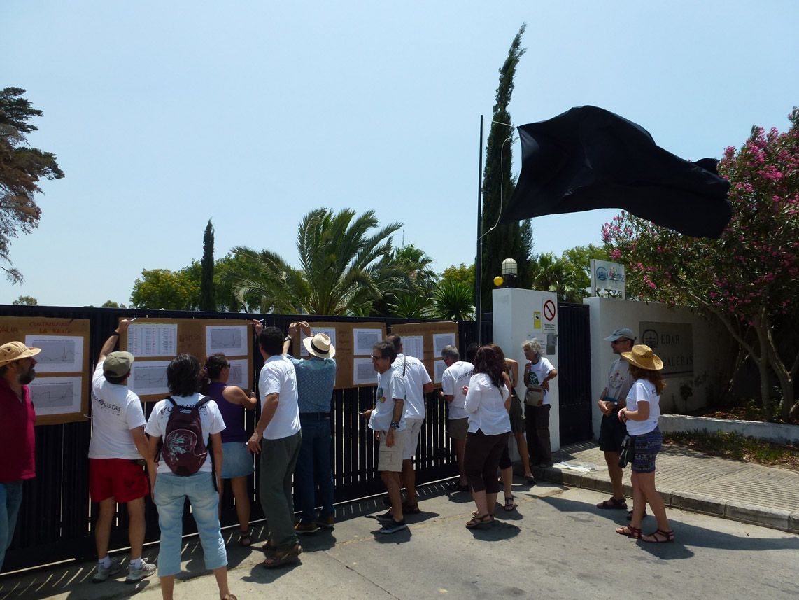 Bandera negra para la EDAR Las Galeras en El Puerto.