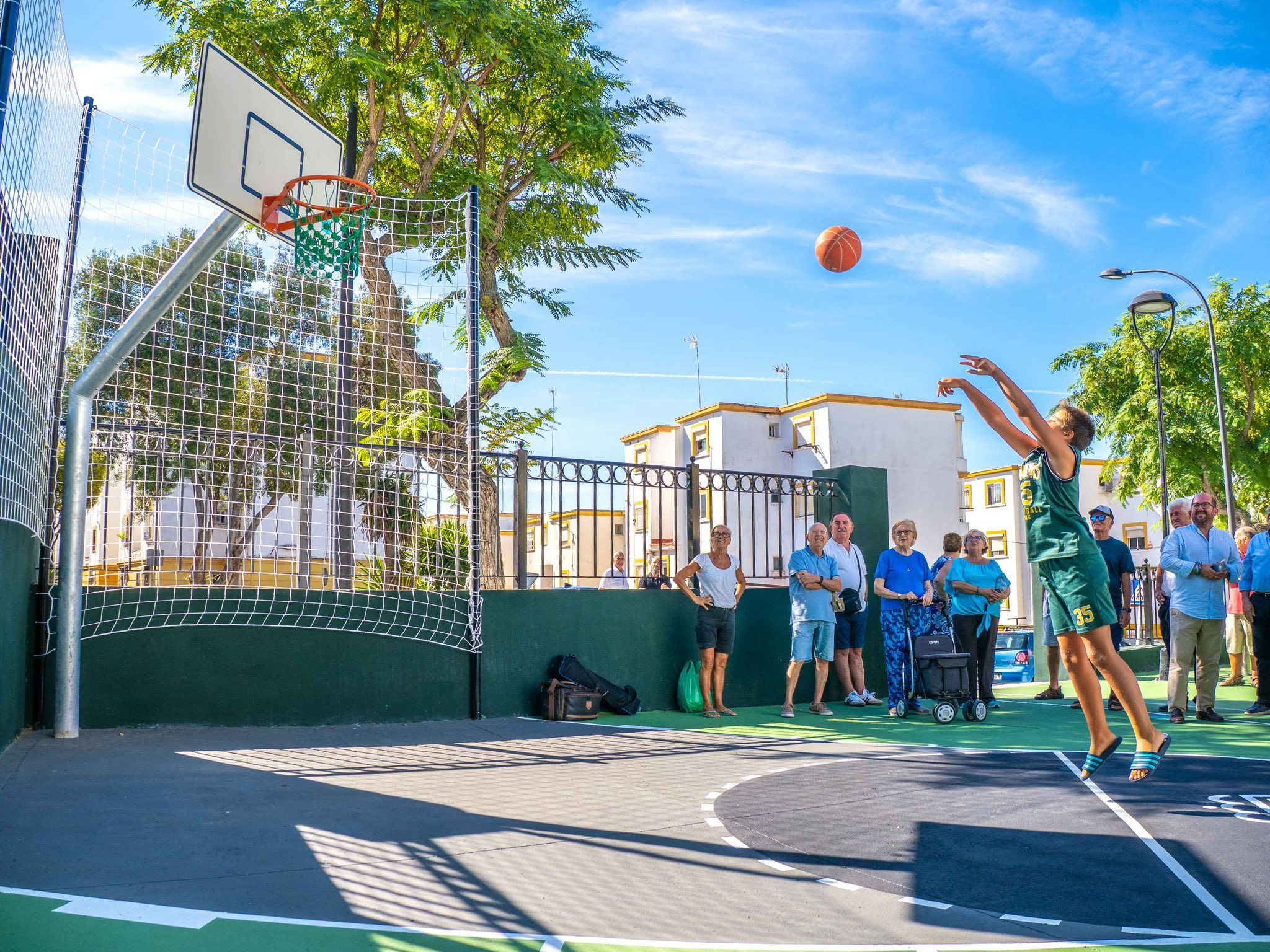 La cancha de baloncesto es uno de los alicientes de las nuevas instalaciones.