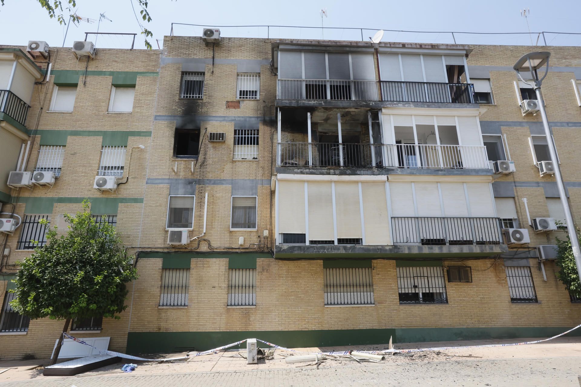 Vivienda en Alcalá de Guadaíra que ha salido ardiendo.