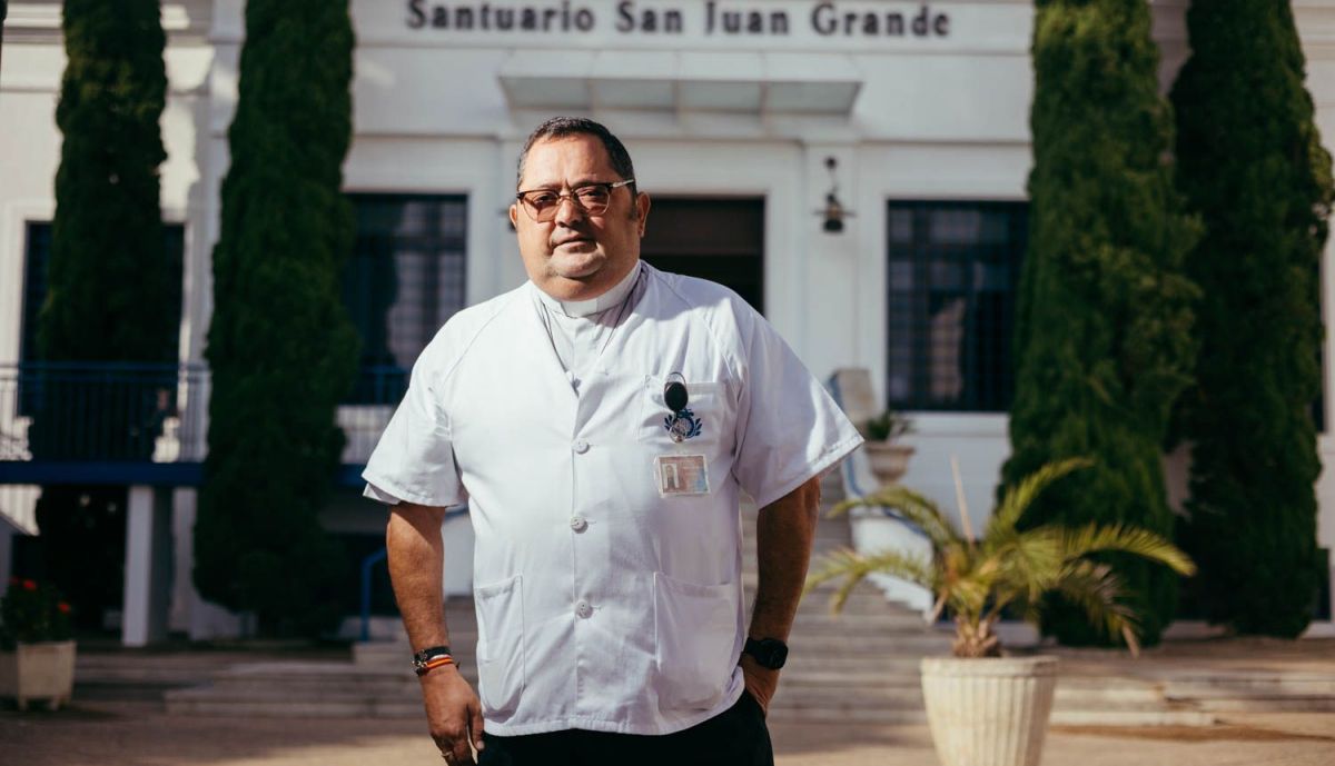 MANUEL JESUS CURA HOSPITAL 1