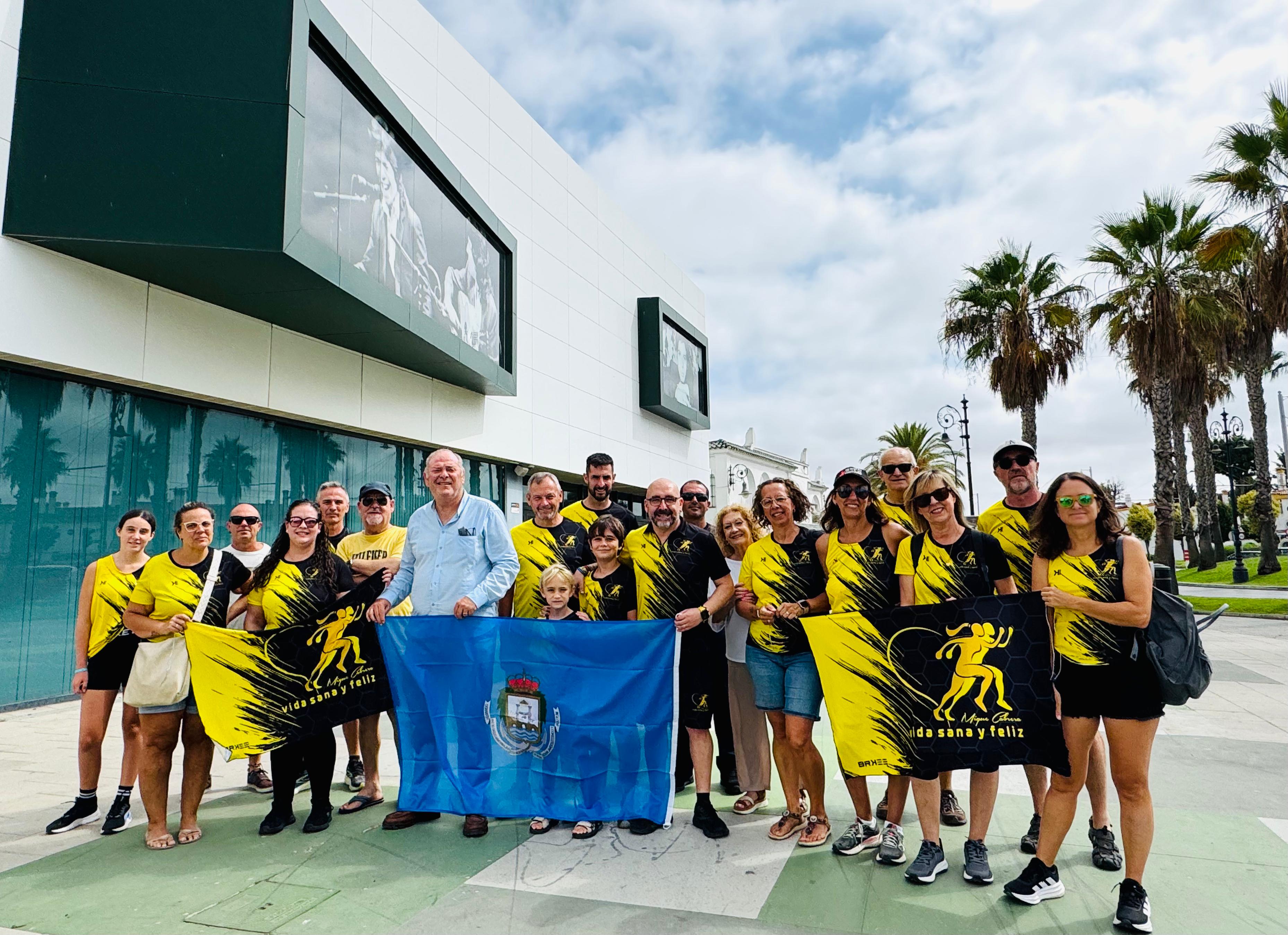 Los integrantes de la expedición que participarán en el Camino de Santiago.