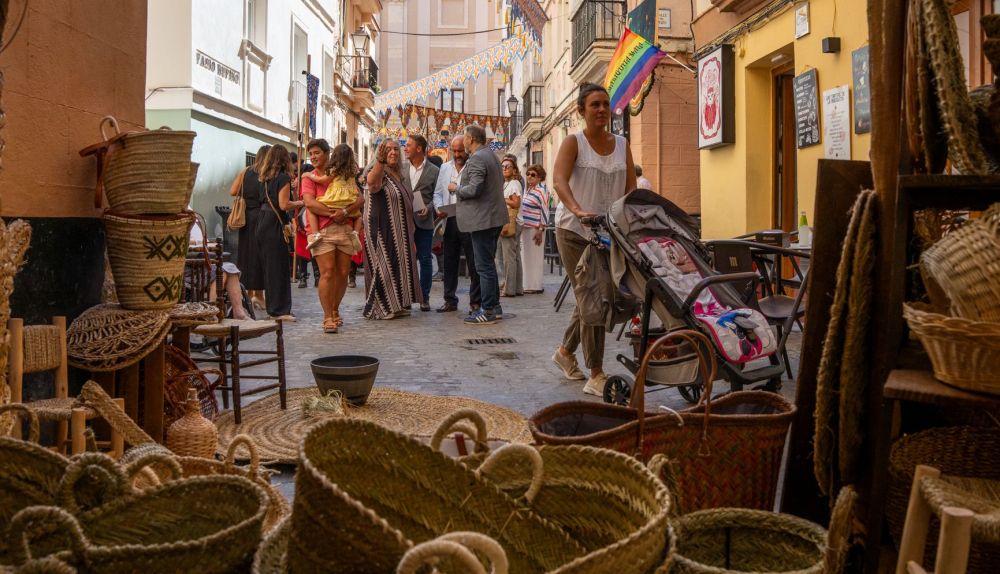 MERCADO ANDALUSI   CADIZ   BARRIO DEL POPULO (20)