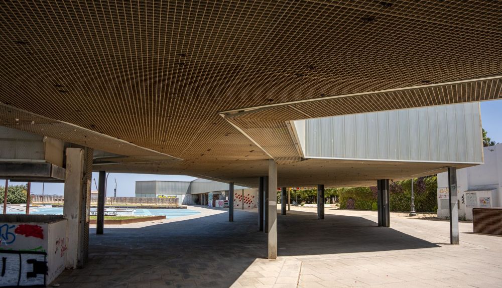 VANDALISMO SUCIEDAD CADIZ SANTA BARBARA