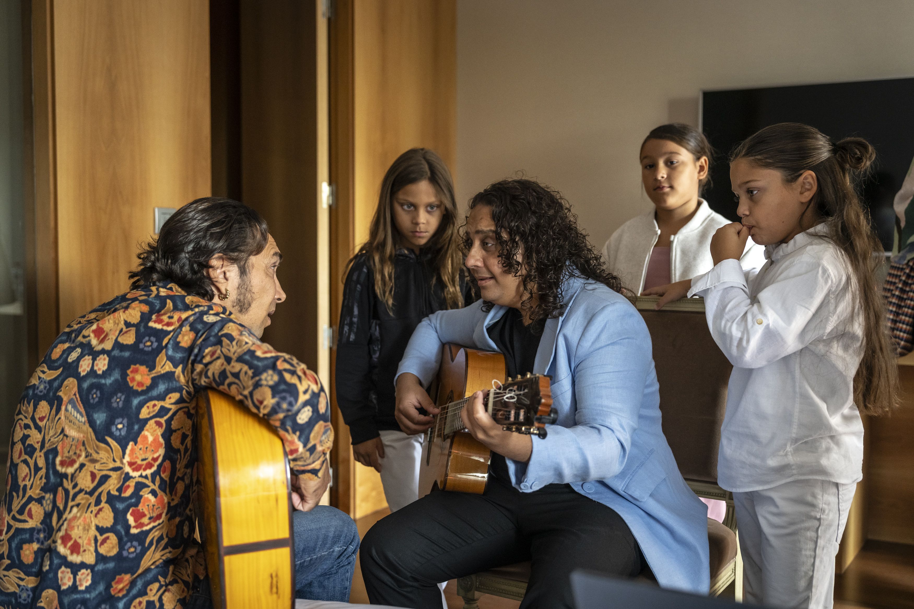 Kiki Cortiñas y Cristóbal Santiago, momentos antes de salir al balcón del Hotel La Perla