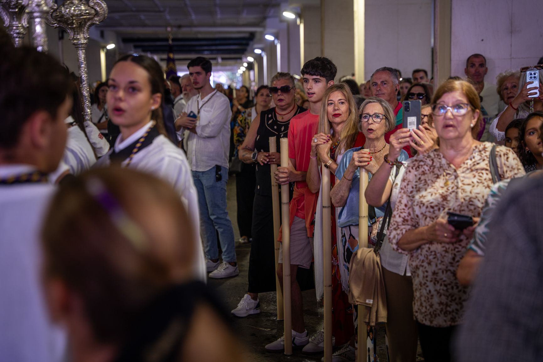 Jesús Nazareno llega al Hospital Universitario puerta del Mar
