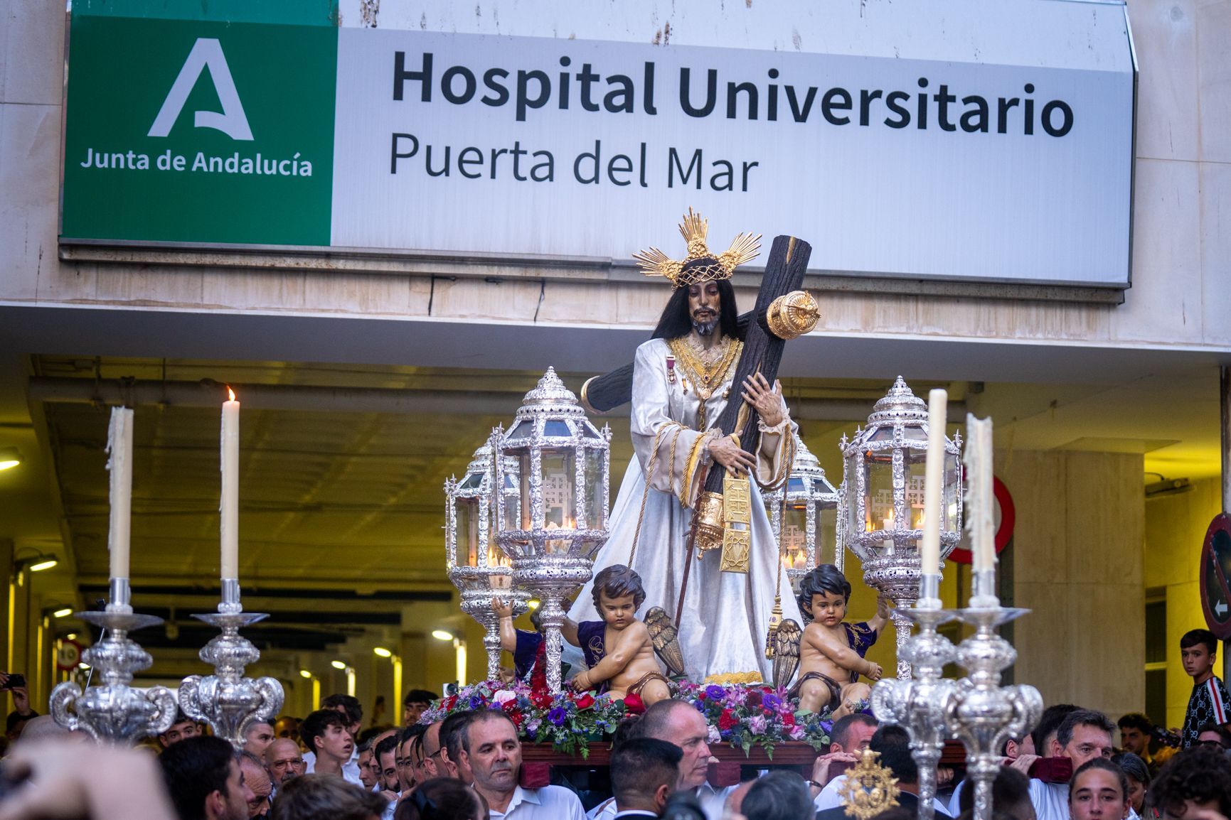 Salida de Jesús Nazareno del Hospital