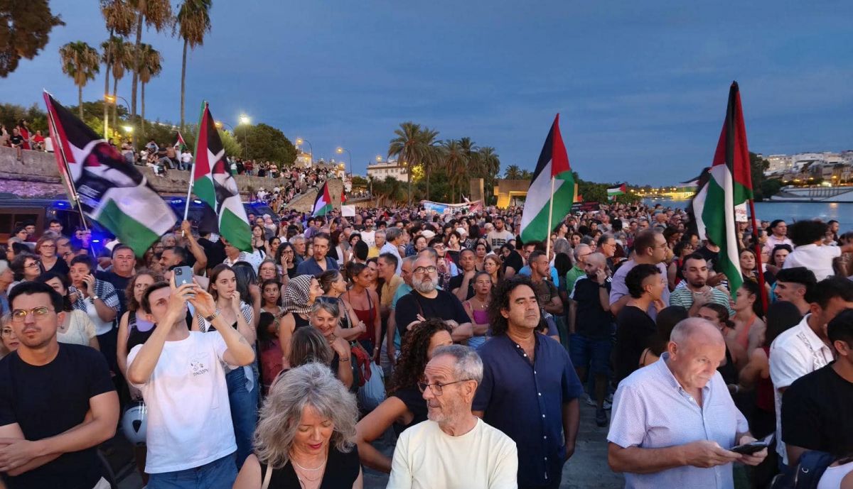 global samud flotilla concentración sevilla 2 (1)