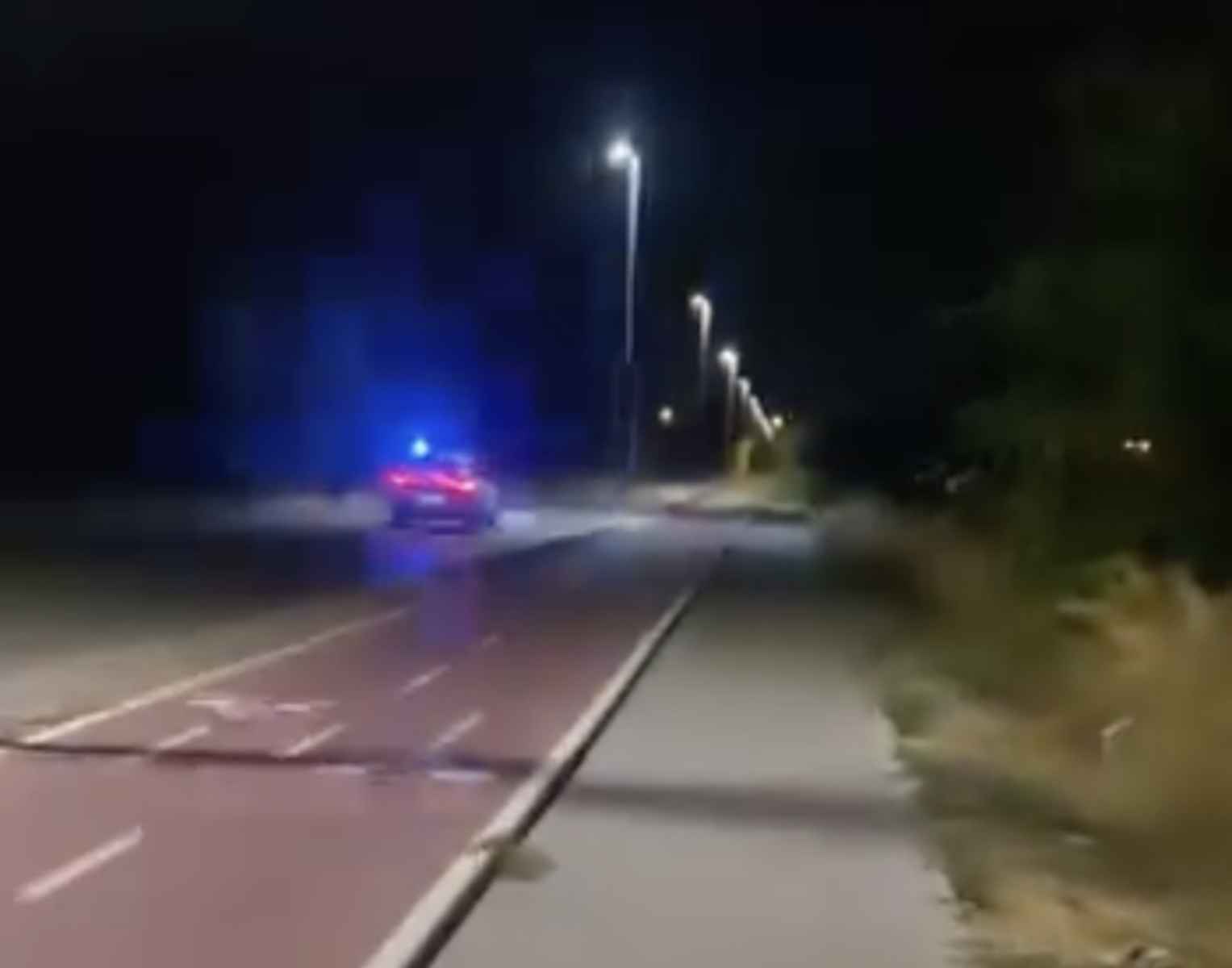 Una imagen de la persecuión policial en Jerez esta madrugada.