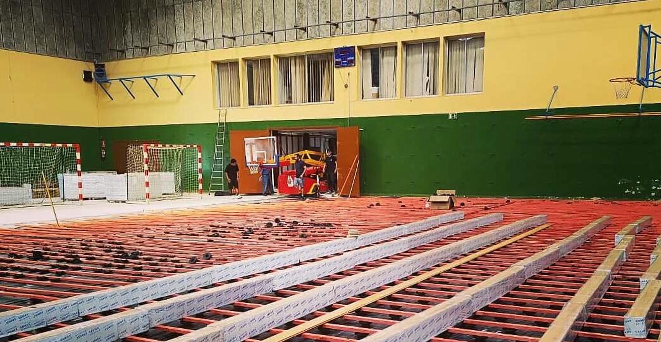 Así está el pabellón Ramón Velázquez de El Puerto. Así está el pabellón Ramón Velázquez de El Puerto.