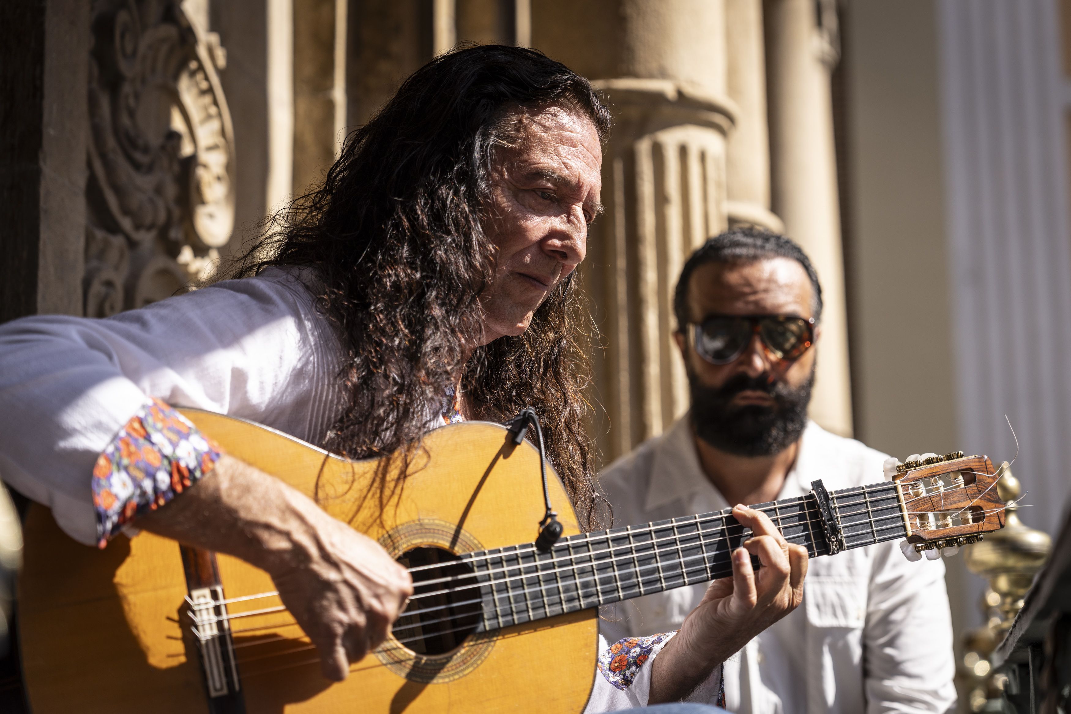 Tomatito, con El Piraña al fondo, protagonizaba la mañana del sábado en el festival Flamenco On Fire 2025.