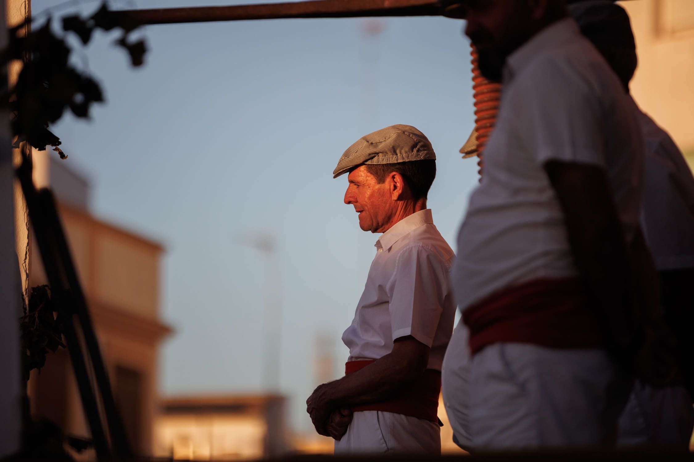 La luz del atardecer iluminando a uno de los pisadores