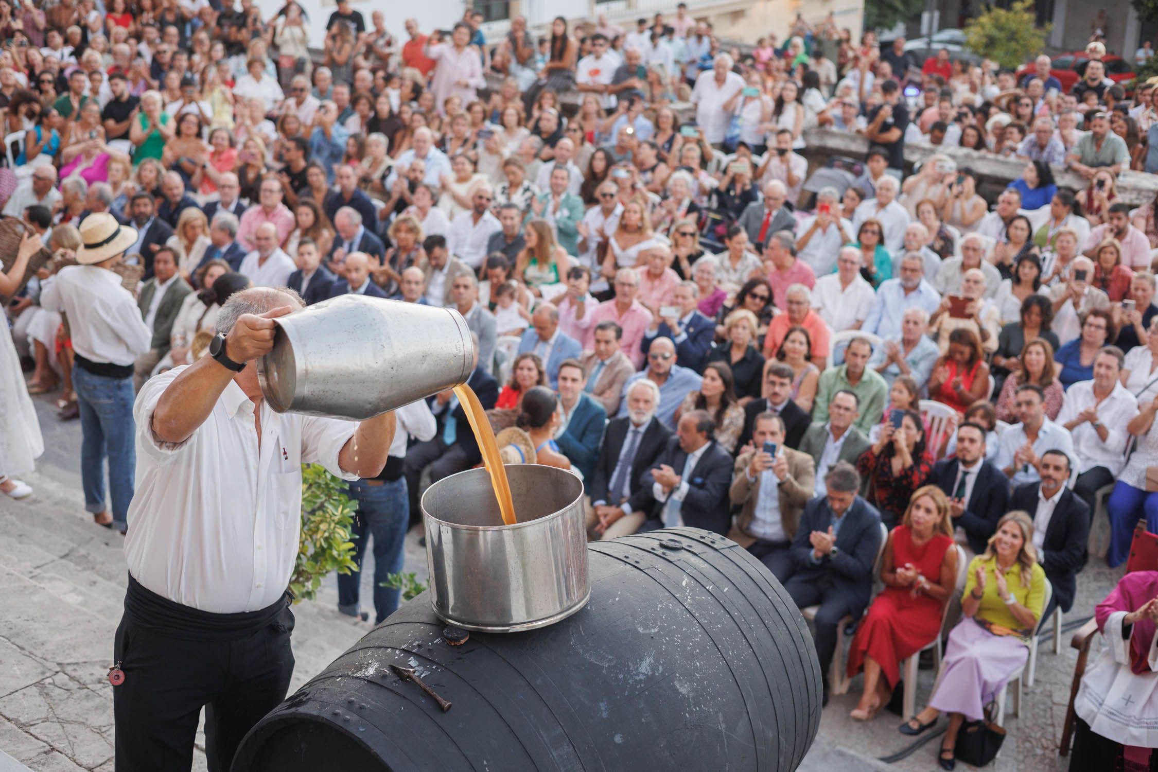 El característico color marrón del primer mosto