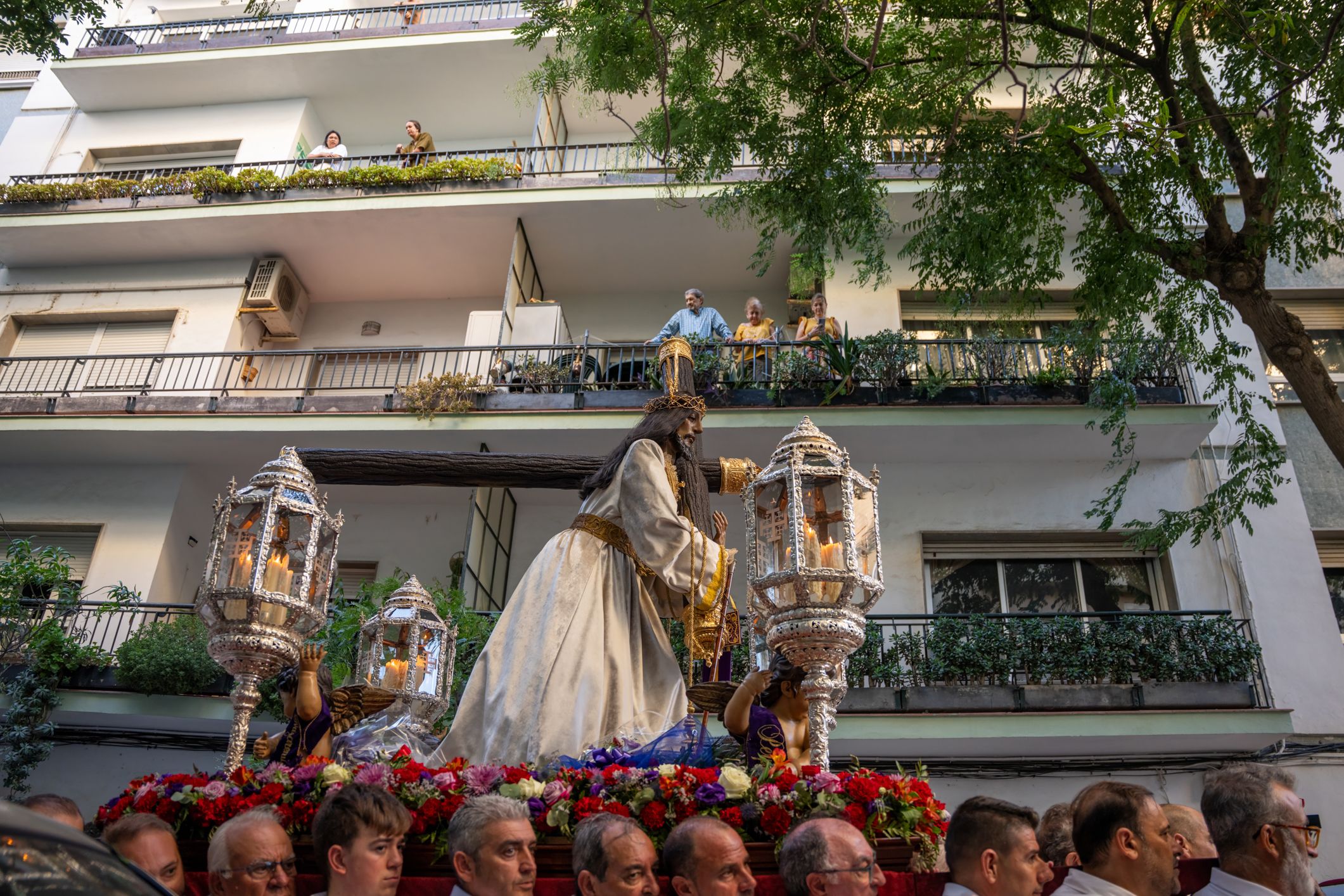 El Nazareno regresa a Santa María por el barrio de Bahía Blanca