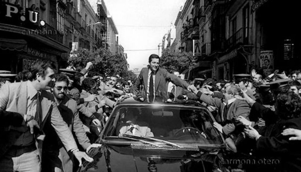 adolfo suarez calle larga