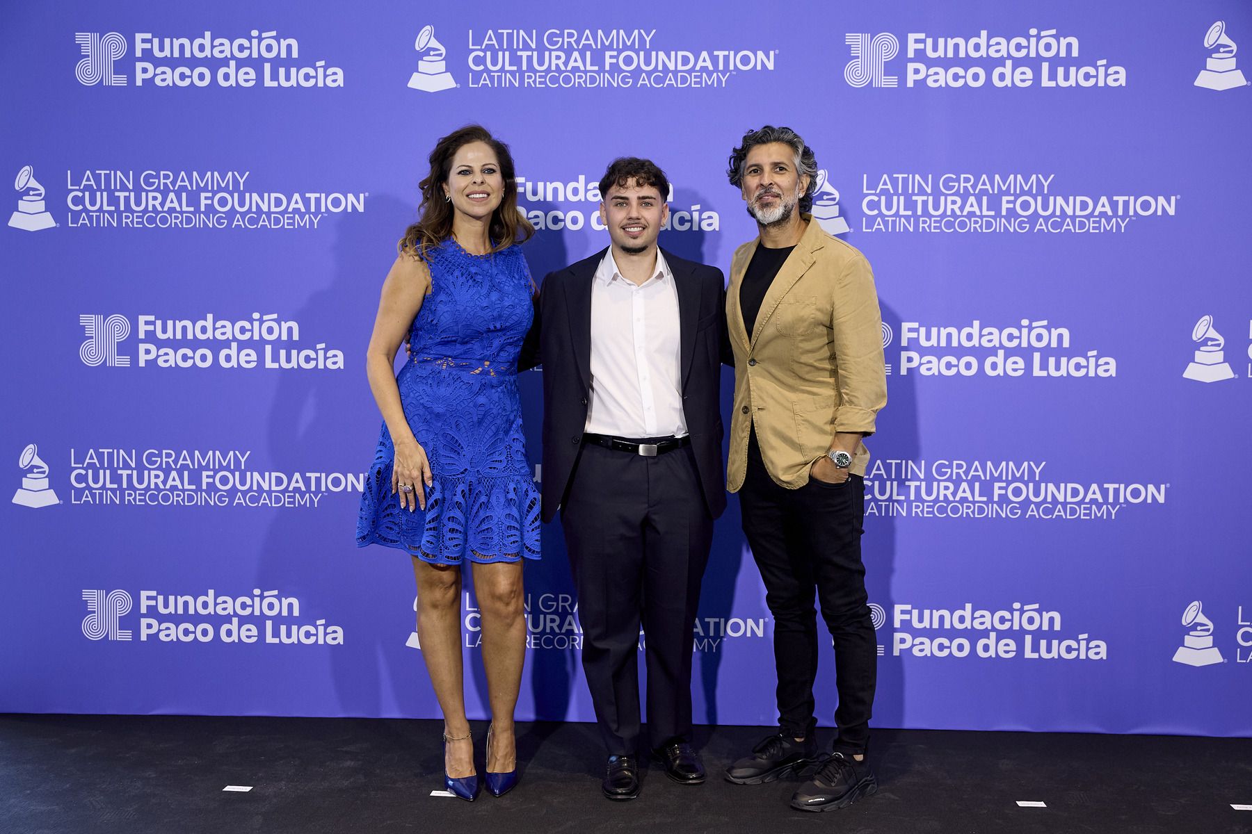 El guitarrista flamenco Marcos Gago Pino recibe la beca Legado Paco de Lucía.