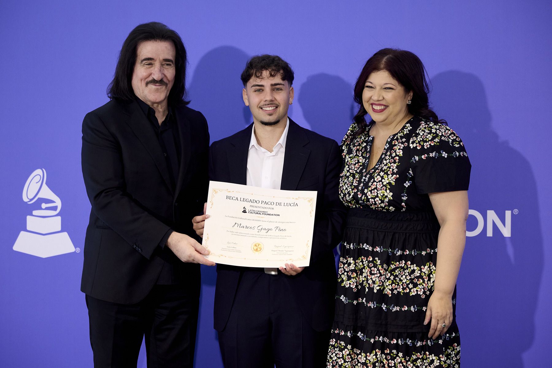 El joven guitarrista recoge la beca