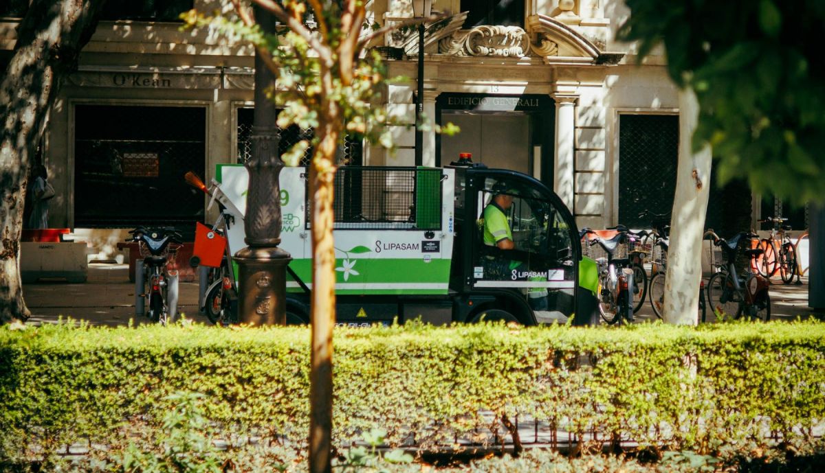 LIMPIEZA SEVILLA LIPASAM CENTRO SEPT 2025 009