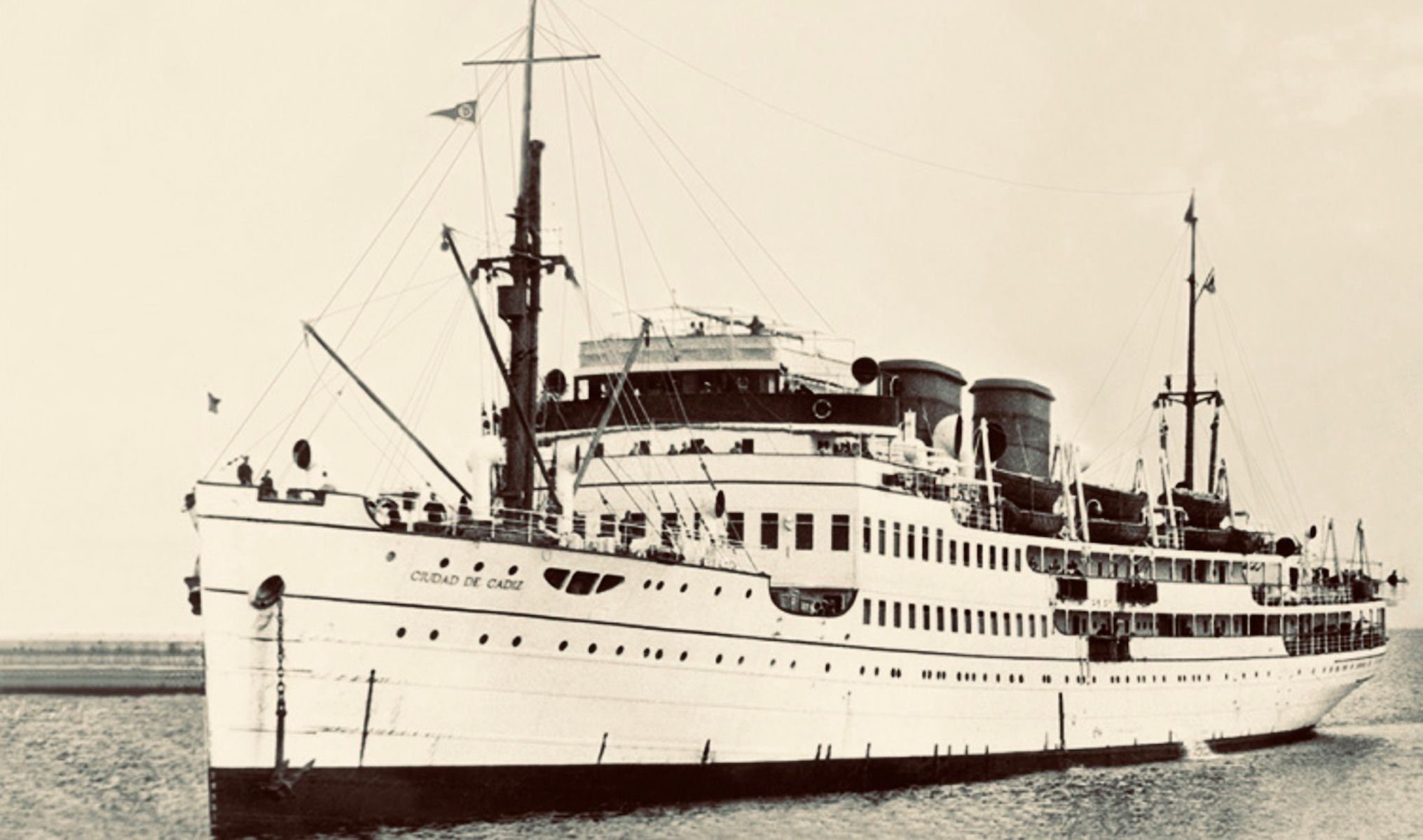 Navieria de Trasmediterránea.