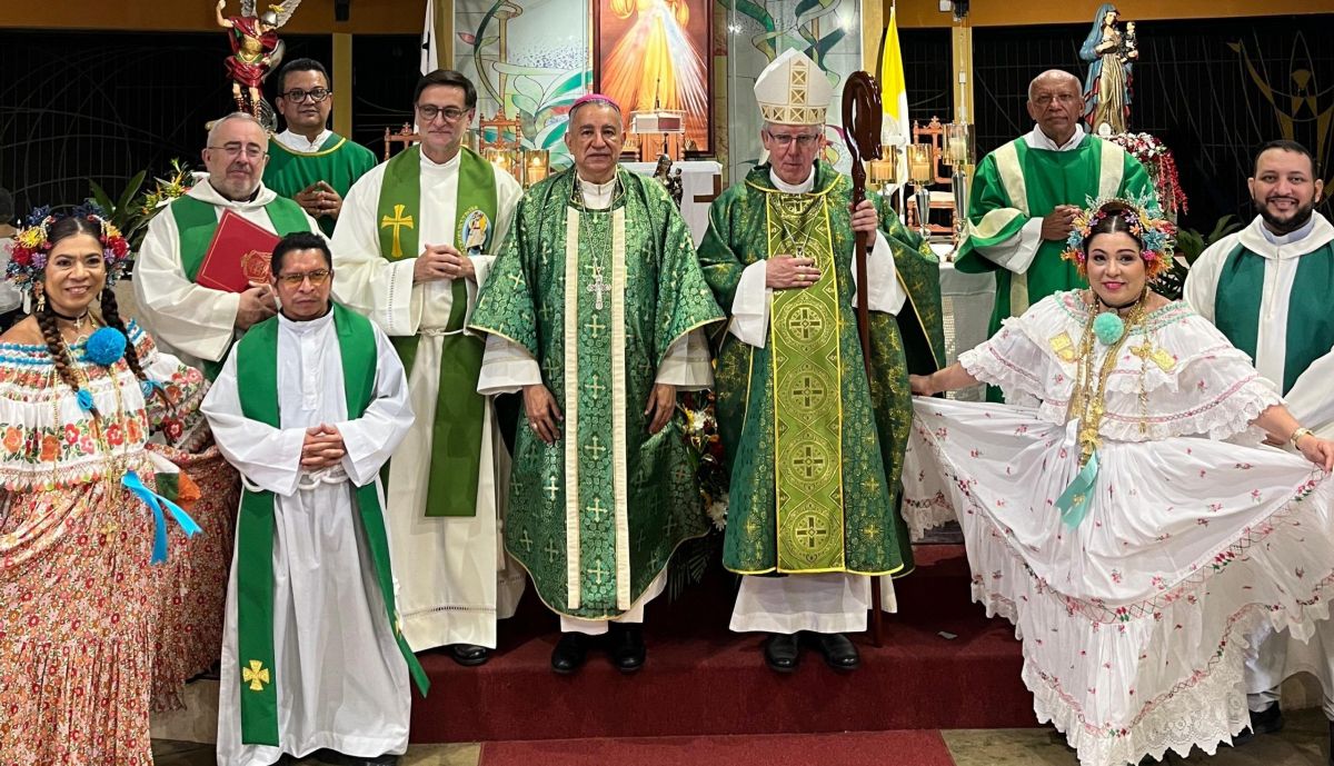 El arzobispo de Sevilla en Panamá. 