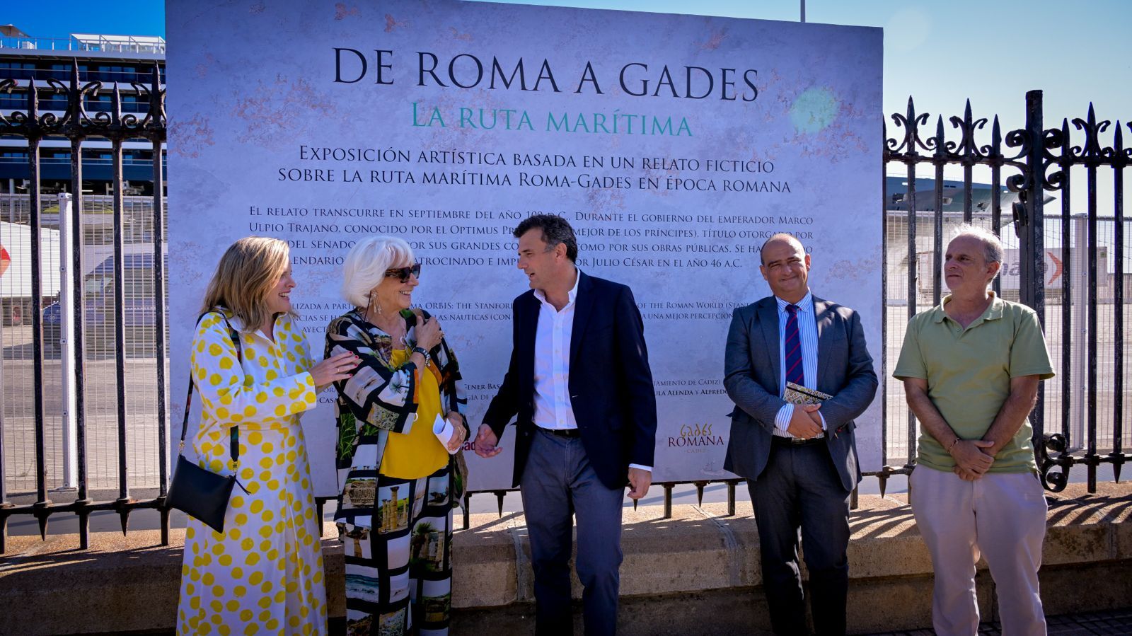 Bruno García y Teofila Martínez en la apertura de la muestra. 