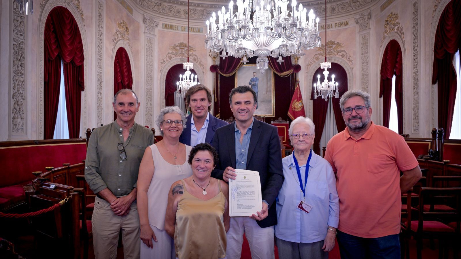 El Ayuntamiento de Cádiz, con el alcalde Bruno García a la cabeza, tras la firma de cinco convenios con entidades sociales por más de 260.000 euros.