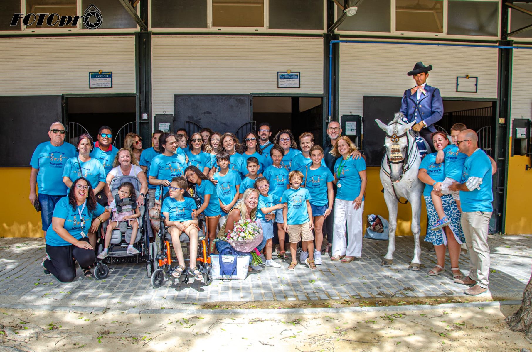 Familias de Uniper que participan en el calendario solidario.