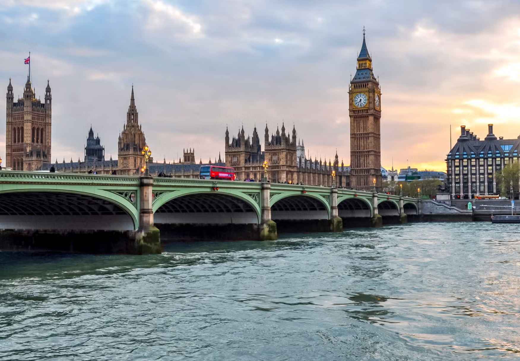 Una imagen del río Támesis, donde ha sido encontrado el cadáver de un malagueño. Una imagen del río Támesis, donde ha sido encontrado el cadáver de un malagueño.