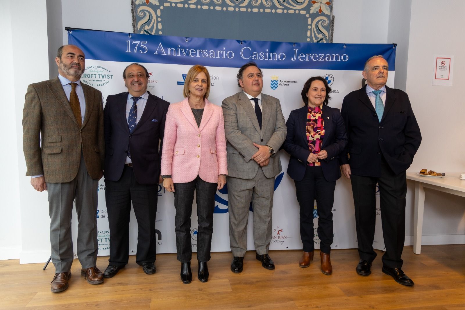 Acto de presentación del 175 aniversario del Casino, meses atrás, con la presencia de las autoridades municipales.