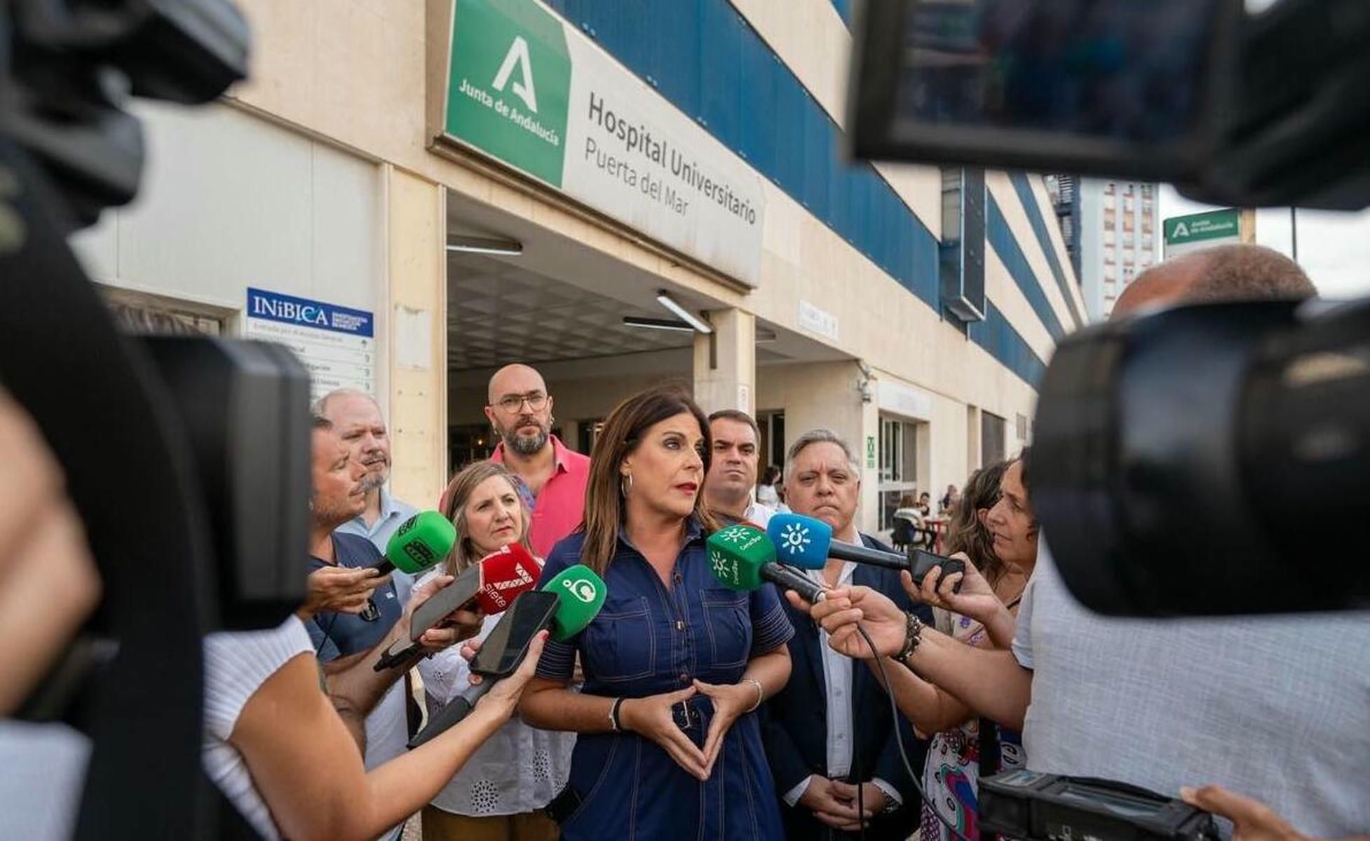 La portavoz adjunta del PSOE-A en el Parlamento andaluz, Ángeles Férriz, en Cádiz. La portavoz adjunta del PSOE-A en el Parlamento andaluz, Ángeles Férriz, en Cádiz.