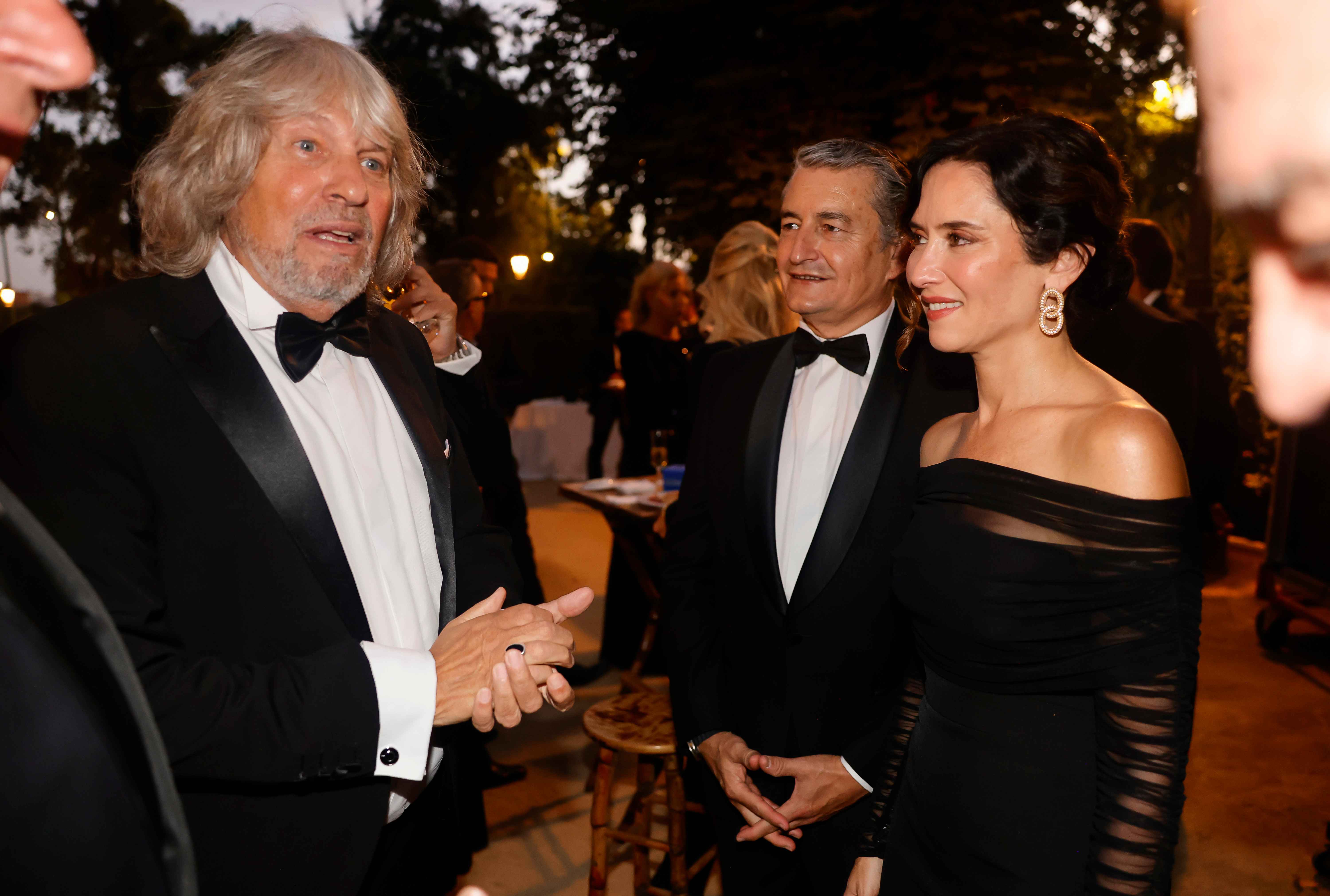 Isabel Díaz Ayuso, junto a José Mercé y Antonio Sanz. 