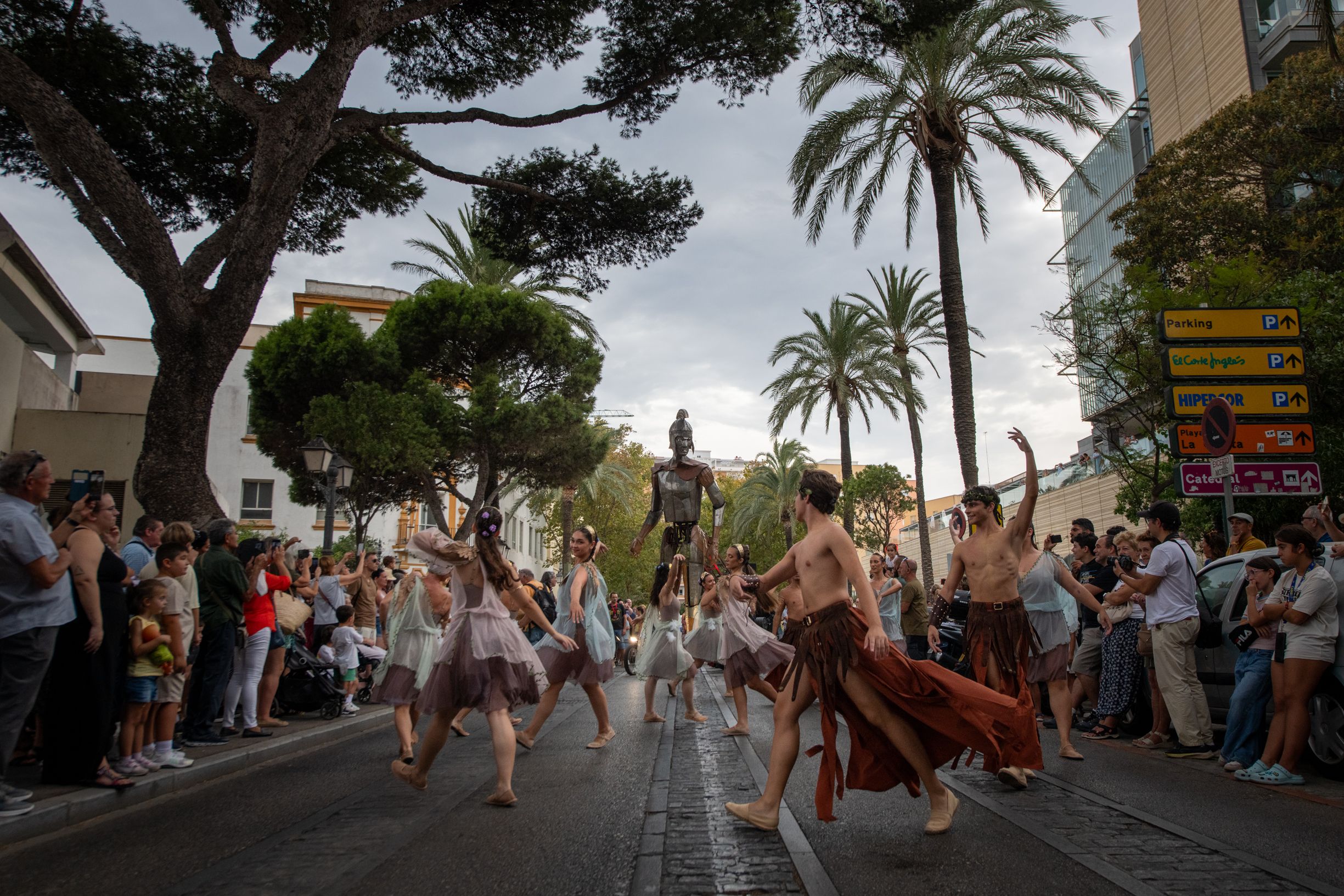 El espectacular viaje en el tiempo de Cádiz  así ha vuelto a ser Gades 7