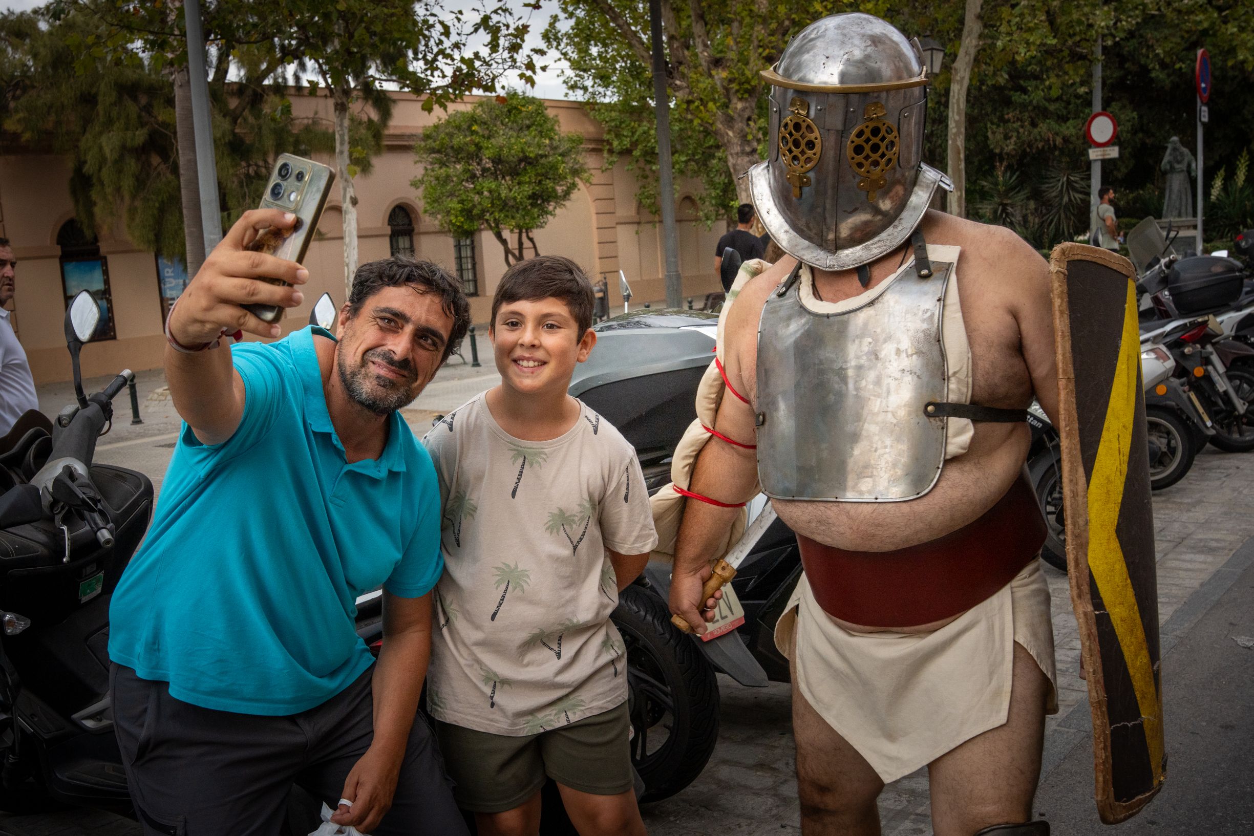 El espectacular viaje en el tiempo de Cádiz  así ha vuelto a ser Gades 20