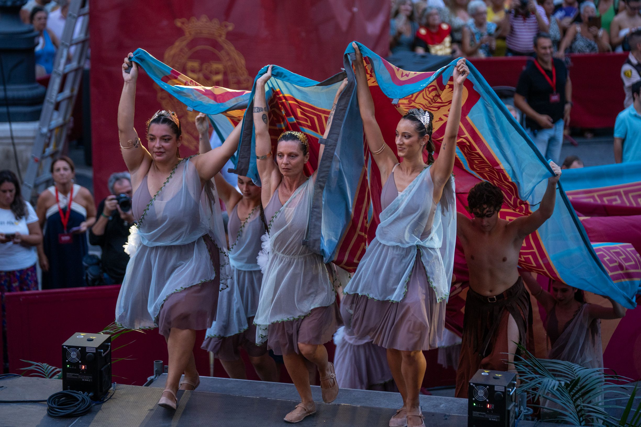 El espectacular viaje en el tiempo de Cádiz  así ha vuelto a ser Gades 45